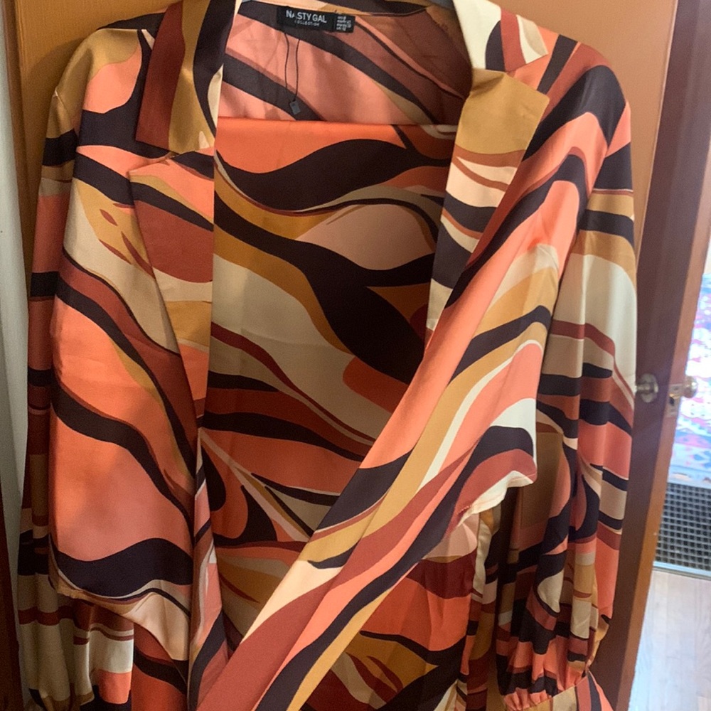 Nasty Gal Groovy Print 70s tie top and pants